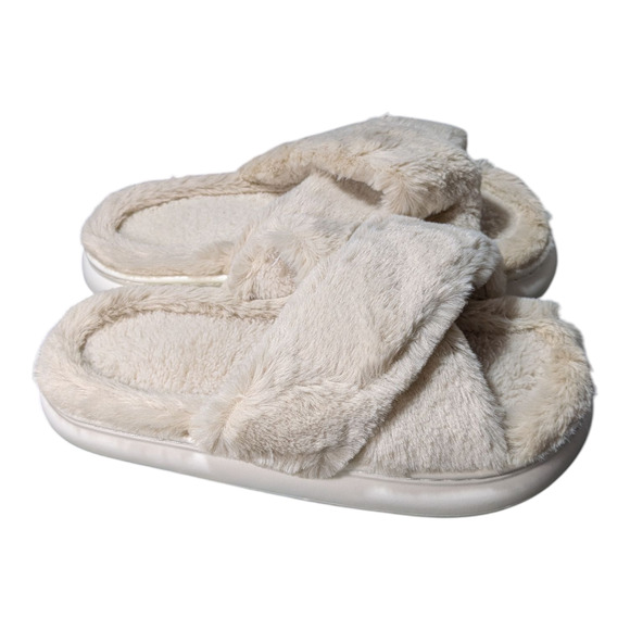 Fuzzy Slippers Warm And Cozy Open Toe Fluffy Womens Indoor Outdoor Size 10-11 - Picture 1 of 7